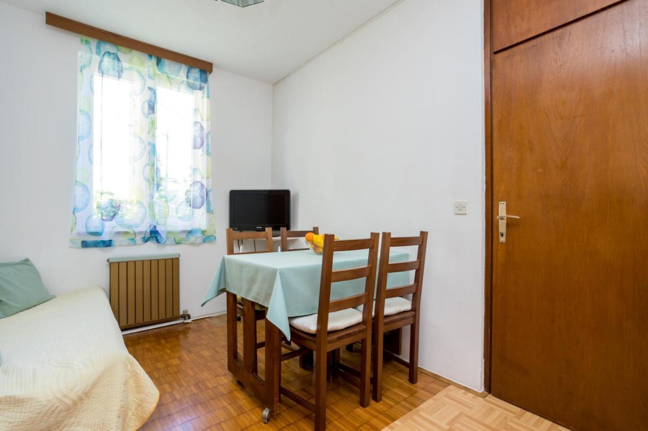 Apartment Jakovac Njivice Buitenkant foto